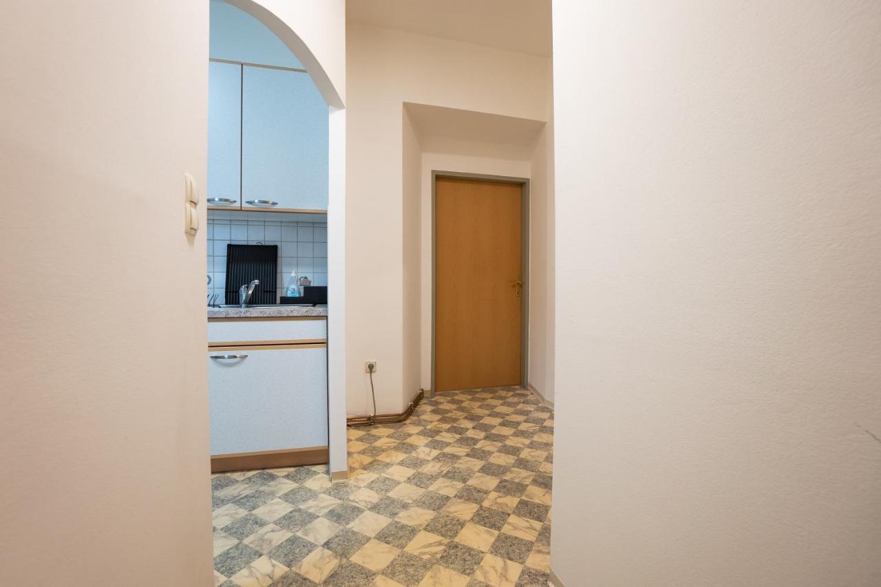 וינה Two Bedrooms Family Nice Apartment מראה חיצוני תמונה